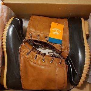 Women’s Duck Boots by Sporto.